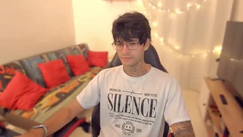 Snapshot of justin_stark1 chatting on February 2026 01:27:02 PM Diego online show from February 2026 01:27:02 PM