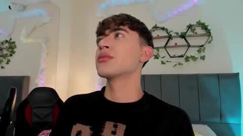 Justin online show from December 2025 11:28:02 AM