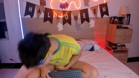 Justin online show from October 2025 12:39:02 PM