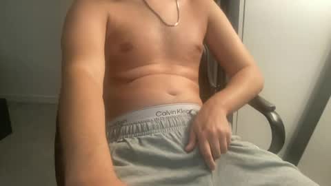 Snapshot of justinl567 chatting on July 2026 05:22:01 PM Justin online show from July 2026 05:22:01 PM