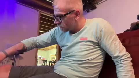 justinmoore1987 online show from March 2025 09:03:01 PM