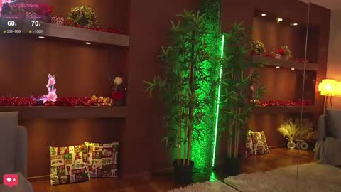 Snapshot of justinnejade chatting on December 2024 10:03:01 AM Justy online show from December 2024 10:03:01 AM