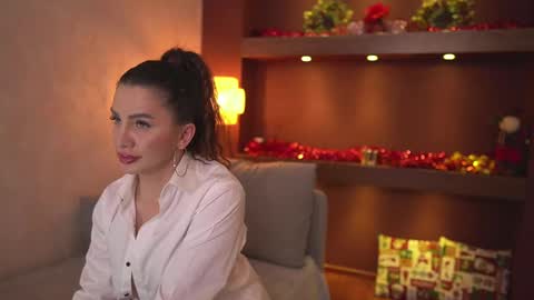 Snapshot of justinnejade chatting on December 2024 01:17:02 PM Justy online show from December 2024 01:17:02 PM