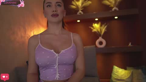 Snapshot of justinnejade chatting on January 2025 06:27:02 AM Justy online show from January 2025 06:27:02 AM