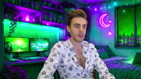 Snapshot of justinnordick chatting on May 2026 05:59:01 AM Hologram Guy online show from May 2026 05:59:01 AM