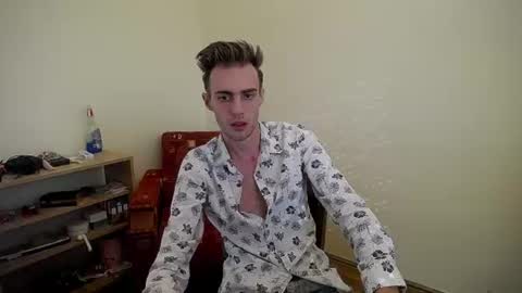 Snapshot of justinnordick chatting on July 2026 03:41:01 PM Hologram Guy online show from July 2026 03:41:01 PM