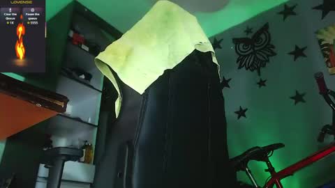 Justinsc online show from May 2026 11:35:01 PM