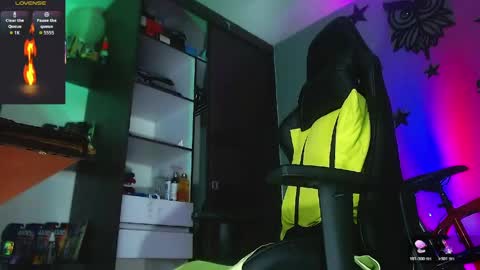 Justinsc online show from May 2026 12:27:01 AM