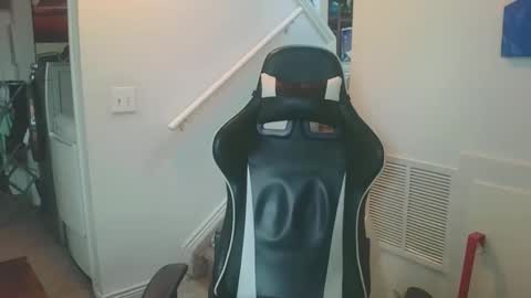 justintym69 online show from April 2026 09:52:01 PM