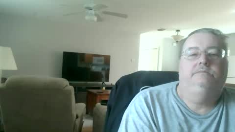 justmedm64 online show from December 2024 05:14:01 PM