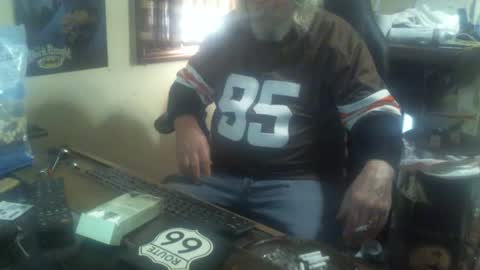 Snapshot of justmeohio chatting on October 2025 02:45:02 PM justmeohio online show from October 2025 02:45:02 PM