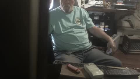 Snapshot of justmeohio chatting on May 2026 10:06:02 PM justmeohio online show from May 2026 10:06:02 PM