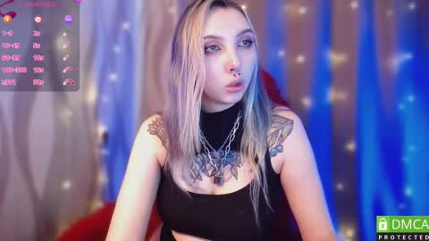Snapshot of justmeowgirl chatting on February 2025 05:44:02 AM justmeowgirl online show from February 2025 05:44:02 AM