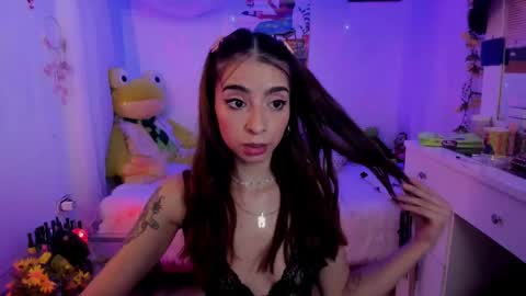 Snapshot of justmia_ chatting on January 2025 10:28:01 PM Mia online show from January 2025 10:28:01 PM