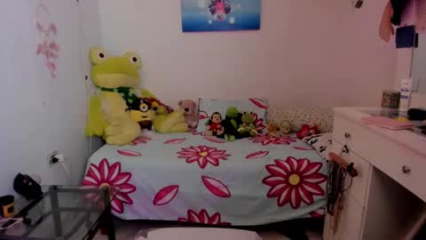 Snapshot of justmia_ chatting on February 2025 01:37:01 AM Mia online show from February 2025 01:37:01 AM