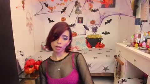 Snapshot of justmia_ chatting on November 2025 10:32:01 PM Mia online show from November 2025 10:32:01 PM