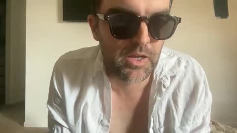 Snapshot of justnick163800 chatting on February 2026 03:05:02 AM justnick163800 online show from February 2026 03:05:02 AM