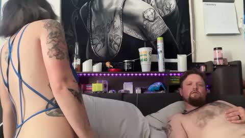 Snapshot of justthejohnsons chatting on January 2026 08:47:01 PM justthejohnsons online show from January 2026 08:47:01 PM