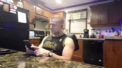 Snapshot of justus0624 chatting on October 2025 03:04:02 AM justus0624 online show from October 2025 03:04:02 AM