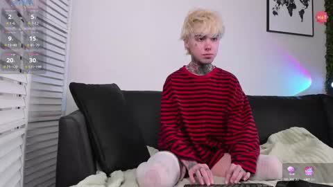 Snapshot of juuzou_kit chatting on February 2025 03:58:02 PM Juuzou hehim u can call me Juz online show from February 2025 03:58:02 PM