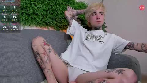 Snapshot of juuzou_kit chatting on February 2025 03:29:01 PM Juuzou hehim u can call me Juz online show from February 2025 03:29:01 PM