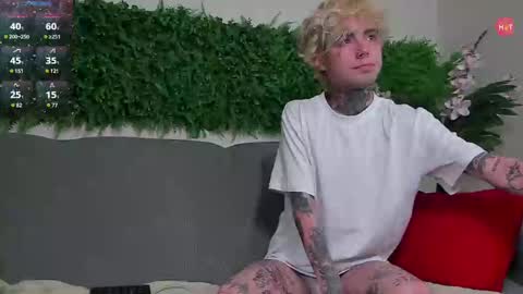 Snapshot of juuzou_kit chatting on March 2025 03:16:02 PM Juuzou hehim u can call me Juz online show from March 2025 03:16:02 PM