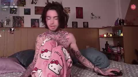 Snapshot of juuzou_kit chatting on November 2025 03:23:02 PM Juuzou hehim u can call me Juz online show from November 2025 03:23:02 PM