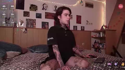 Snapshot of juuzou_kit chatting on November 2025 01:28:02 PM Juuzou hehim u can call me Juz online show from November 2025 01:28:02 PM