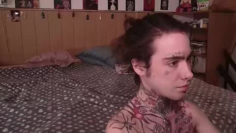 Snapshot of juuzou_kit chatting on March 2026 01:06:01 PM Juuzou hehim u can call me Juz online show from March 2026 01:06:01 PM