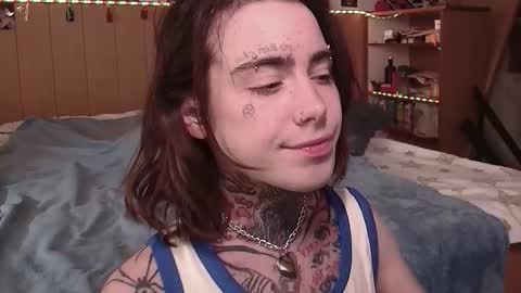 Snapshot of juuzou_kit chatting on March 2026 01:17:01 PM Juuzou hehim u can call me Juz online show from March 2026 01:17:01 PM