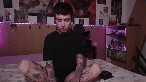 Snapshot of juuzou_kit chatting on April 2026 06:24:02 PM Juuzou hehim u can call me Juz online show from April 2026 06:24:02 PM