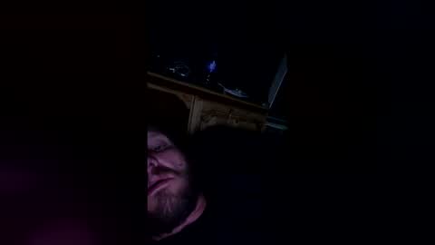 jwallsjr1987 online show from April 2026 07:31:01 AM