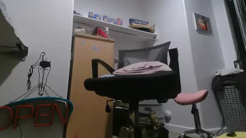 Rock  Peaches  Last tipper gets surprise online show from December 2024 04:33:02 AM