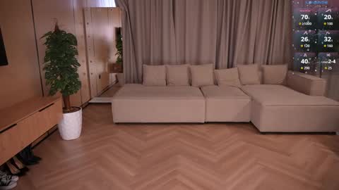 Snapshot of k_kimikooo chatting on December 2025 04:30:02 AM Amely online show from December 2025 04:30:02 AM