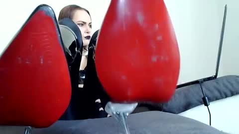 Snapshot of k_queen36 chatting on January 2026 12:32:01 PM k_queen36 online show from January 2026 12:32:01 PM