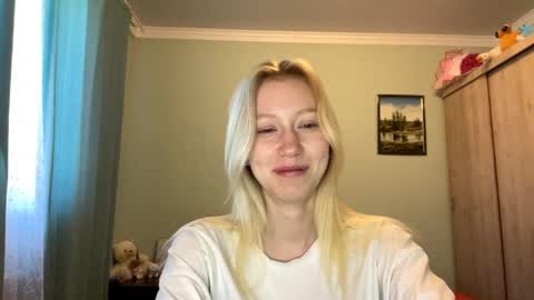 Mia 1st day here online show from June 2026 06:20:01 AM
