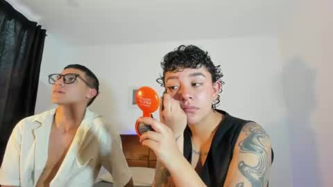 kade y demi independent models online show from July 2026 09:00:02 PM