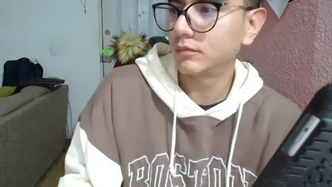 kael_art_d online show from December 2024 01:58:02 AM