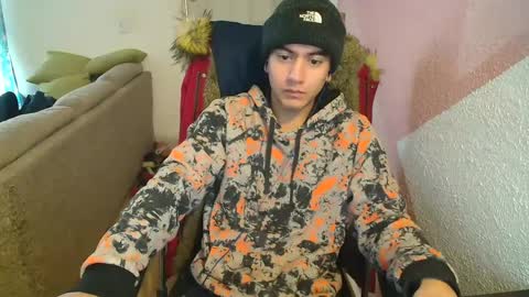 kael_art_d online show from December 2024 04:06:01 PM