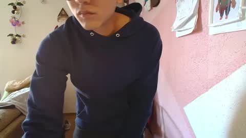 kael_art_d online show from December 2024 07:51:01 PM