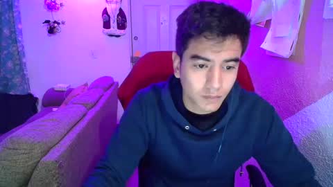 kael_art_d online show from December 2024 12:38:01 PM