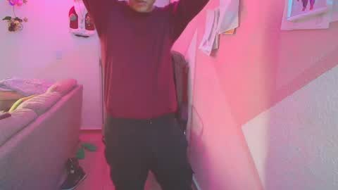 kael_art_d online show from December 2024 10:39:01 PM