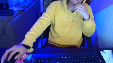 kael_art_d online show from January 2025 02:53:01 AM