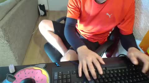 kael_art_d online show from March 2025 11:14:01 PM