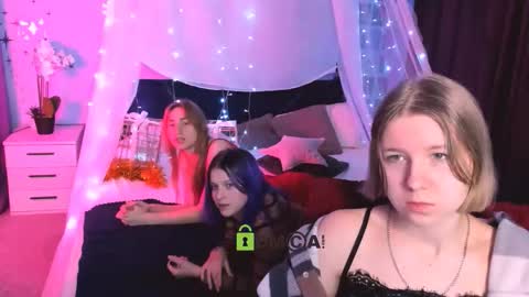 kaela_spell_ online show from January 2026 08:29:01 PM