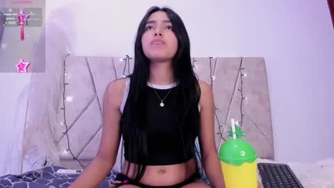 Snapshot of kaelaa18 chatting on December 2024 05:18:02 PM Kaela online show from December 2024 05:18:02 PM