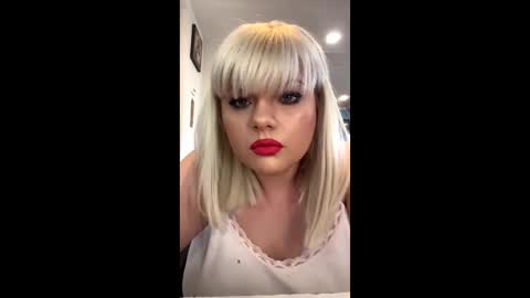 Kaelia and Daniel online show from April 2026 07:25:02 AM