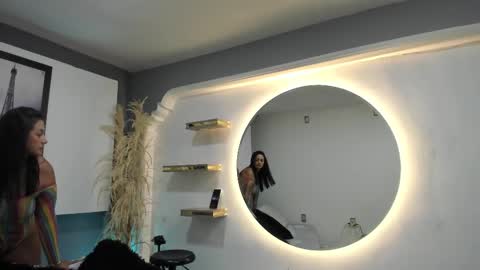 Antonella online show from October 2025 05:06:01 AM