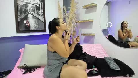 Antonella online show from January 2026 04:39:02 AM