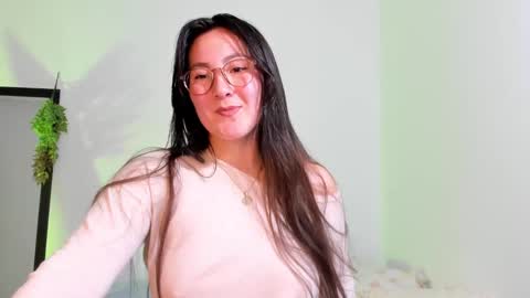 ChloeIndependient model online show from February 2025 05:20:02 PM